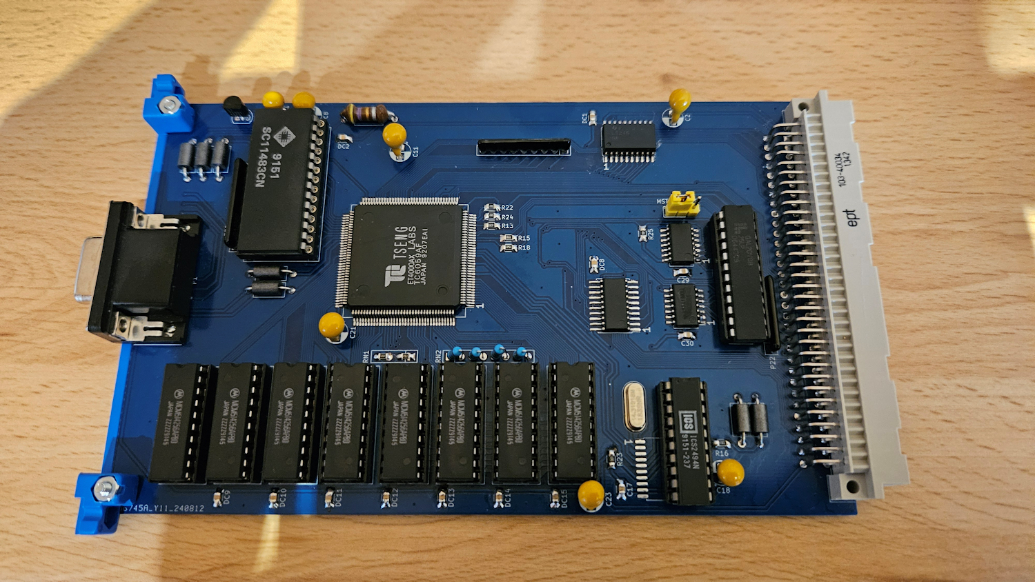 ET4000_1.jpg